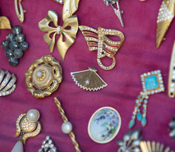 What's the Difference Between Estate, Vintage, and Antique Jewelry?