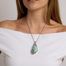 Necklace with chalcedony and diamondwith diamond (0.4 ct) in 14K Gold