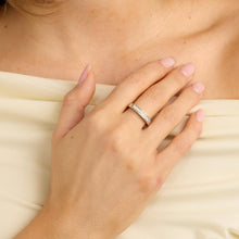 Ring with diamond (0.135 ct) in 14K White gold size 6¾ | Solid Gold