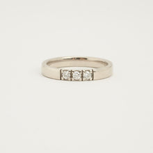 Ring with diamond (0.12 ct) in 14K White gold size 6 | Vintage Solid