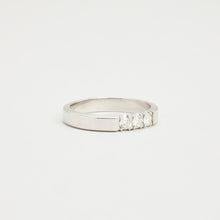 Ring with diamond (0.03 ct) in 14K White gold size 8 - 8½ | Solid