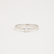 Ring with diamond (0.06 ct) in 14K White gold size 8¾ | Real Genuine