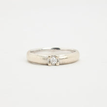 Ring with diamond (0.06 ct) in 14K White gold size 6½ | Solid Gold