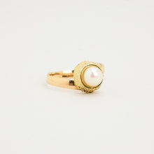 Ring with and pearl in 14K Gold size 5¾ | Real Genuine Gold