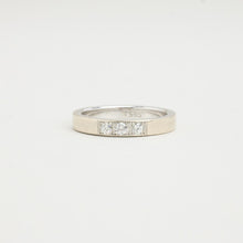 Ring with diamond (0.08 ct) in 14K White gold size 6 | Vintage Solid