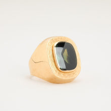 Ring with and synthetic sapphire in 14K Gold size 10½ | Real