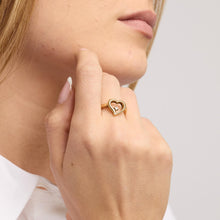 Ring with diamond (0.03 ct) in 18K Gold size 5¼ | Vintage Solid Gold