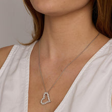 Necklace with diamond (2.1 ct) in 18K White gold, 18.11 inches