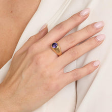 Ring with and synthetic sapphire in 14K Gold size 6 - 6½ | Solid