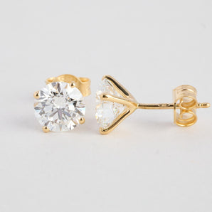 Earrings with diamond (3.03 ct) in 18K Gold, 0.59 inches | Solid Gold