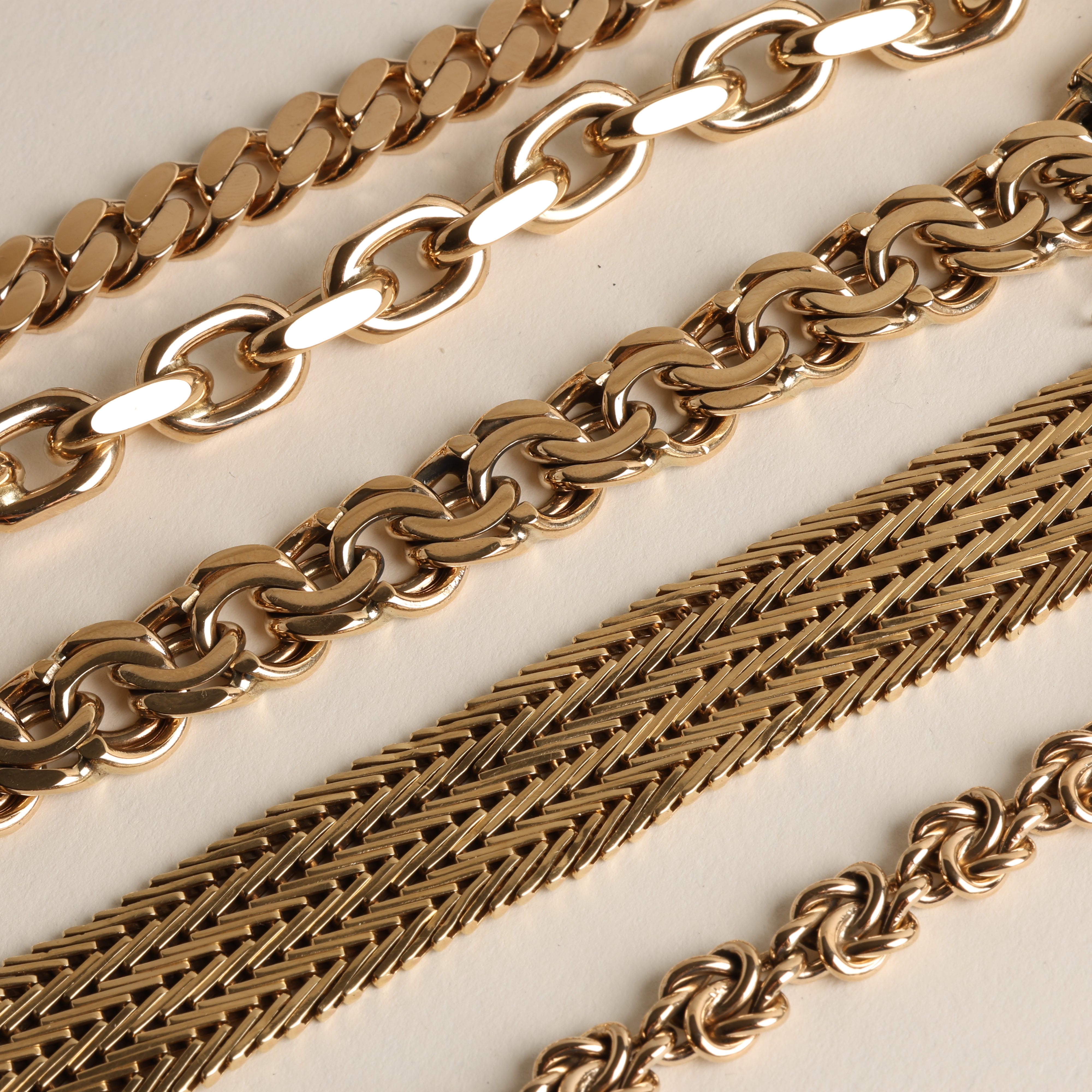 Shop Vintage Solid Gold Anchor Necklaces – anotherslegacy_com