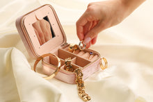 Jewelry box