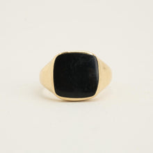 Ring in 14K Gold size 8¾ | Solid Gold | Quality Fine Estate Jewelry
