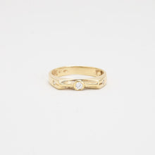 Ring with and Zirconia in 14K Gold size 6 | Vintage Solid Gold