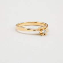 Ring with diamond (0.04 ct) in 14K Gold size 5¼ | Real Genuine Gold