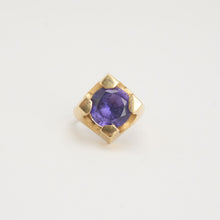 Ring with and synthetic sapphire in 14K Gold size 6¾ | Real Genuine