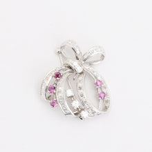 Brooch with diamond (0.94 ct) in 14K White gold, 1.34 inches | Solid
