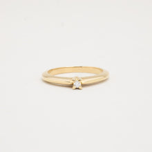 Ring with diamond (0.03 ct) in 14K Gold size 5 | Solid Gold | Fine