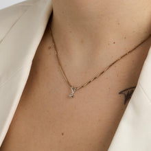 Pendant with diamond (0.02 ct) in 18K White gold, 0.75 inches