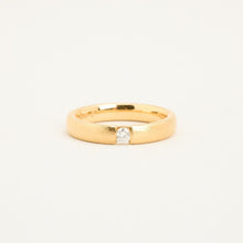 Ring with diamond (0.11 ct) in 14K Gold size 6½ | Vintage Solid Gold