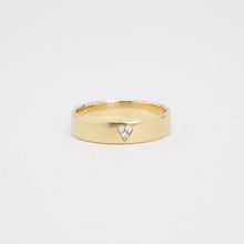 Ring with diamond (0.03 ct) in 14K Gold size 5¾ | Solid Gold