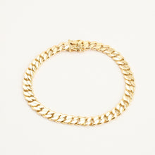 Curb Bracelet in 14K Gold, 7.48 inches | Solid Gold | Fine Jewelry