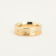 Ring with diamond (0.01 ct) in 14K Gold and rose gold size 6