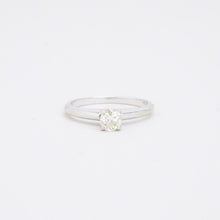 Ring with diamond (0.32 ct) in 14K White gold size 5 | Real Genuine