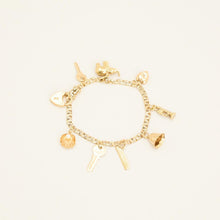 Vintage 14K Gold Bismarck Bracelet, Elegant Pearl Detail, 6.3 Inches, Classic Style, Retro Inspired Jewelry