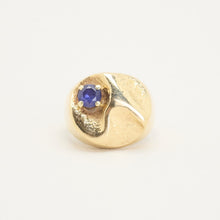 Ring with and synthetic sapphire in 14K Gold size 7¾ | Real Genuine
