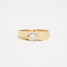 Ring with diamond (0.24 ct) in 14K Gold size 7¼ | Vintage Solid Gold