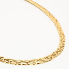 Necklace in 18K Gold, 14.96 inches | Vintage Solid Gold | Quality