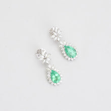 Earrings with and emeraldwith diamond (2.46 ct) in 18K White gold
