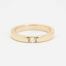 Ring with diamond (0.06 ct) in 14K Gold size 6½ | Vintage Solid Gold