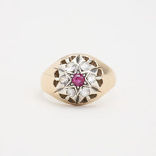 Ring with synthetic spinel and synthetic sapphire in 14K Gold and