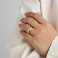 Ring with diamond (0.09 ct) in 14K Gold size 6½ | Vintage Solid Gold