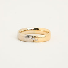 Ring with diamond (0.01 ct) in 14K Gold and white gold size 6