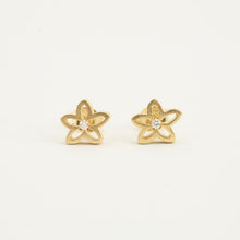 Ole Lynggaard Earrings with diamond (0.02 ct) in 18K Gold, 0.31 inches