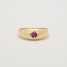 Ring with and sapphire in 14K Gold size 8 | Solid Gold | Premium