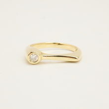 Ring with and Zirconia in 14K Gold size 6½ | Solid Gold
