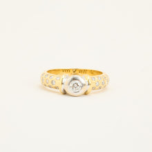 Ring with diamond (0.41 ct) in 18K Gold and white gold size 6