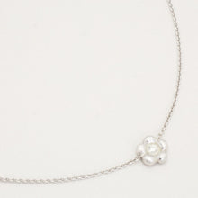 Belcher Necklace with diamond (0.04 ct) in 18K White gold, 16.34