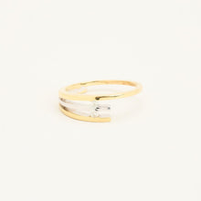 Ring with diamond (0.05 ct) in 14K Gold and white gold size 7