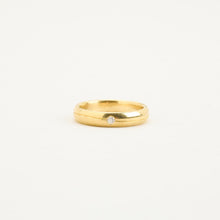 Ring with diamond (0.03 ct) in 18K Gold size 4 | Vintage Solid Gold
