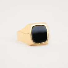 Ring with and onyx in 14K Gold size 10¾ - 11¼ | Solid Gold