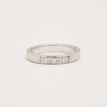Ring with diamond (0.11 ct) in 14K White gold size 6½ | Real Genuine