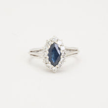 Ring with and sapphirewith diamond (0.32 ct) in 18K White gold