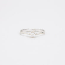 Ring with diamond (0.11 ct) in 9K White gold size 9¼ - 9½ | Solid