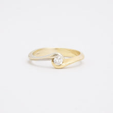 Ring with diamond (0.13 ct) in 14K Gold and white gold size 6½ - 6