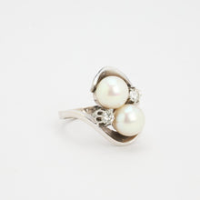 Ring with and pearlwith diamond (0.38 ct) in 14K White gold size 6